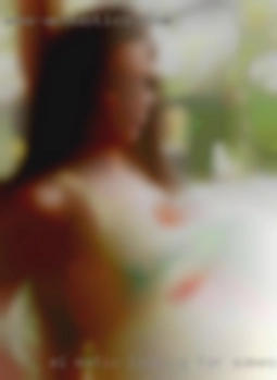 El_Matic looking for someone to make my pussy cum