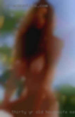 thirty yr old housewife masturbating